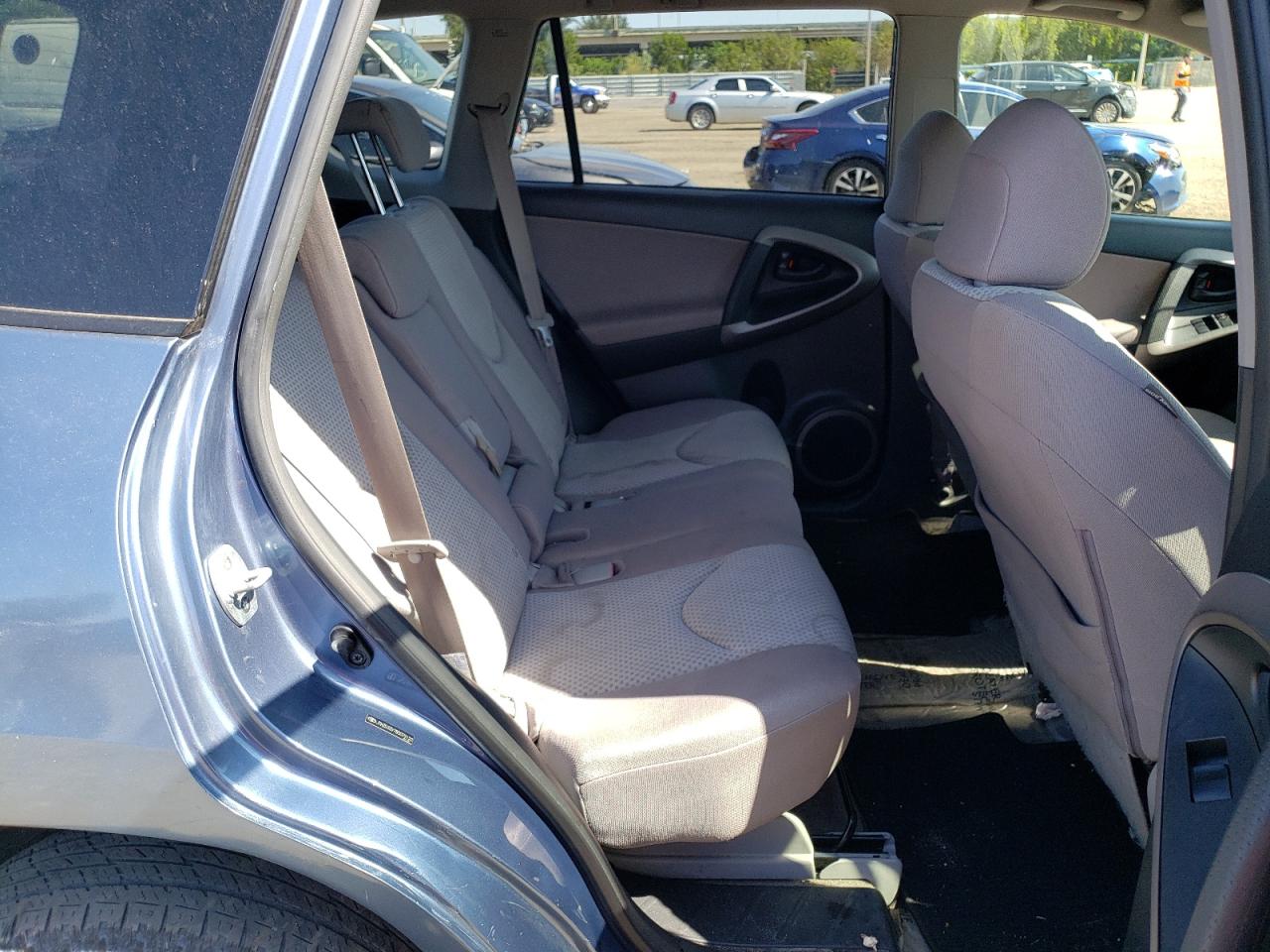 Photo 6 from auction – 2008 TOYOTA RAV4 with VIN JTMZD33V785079122