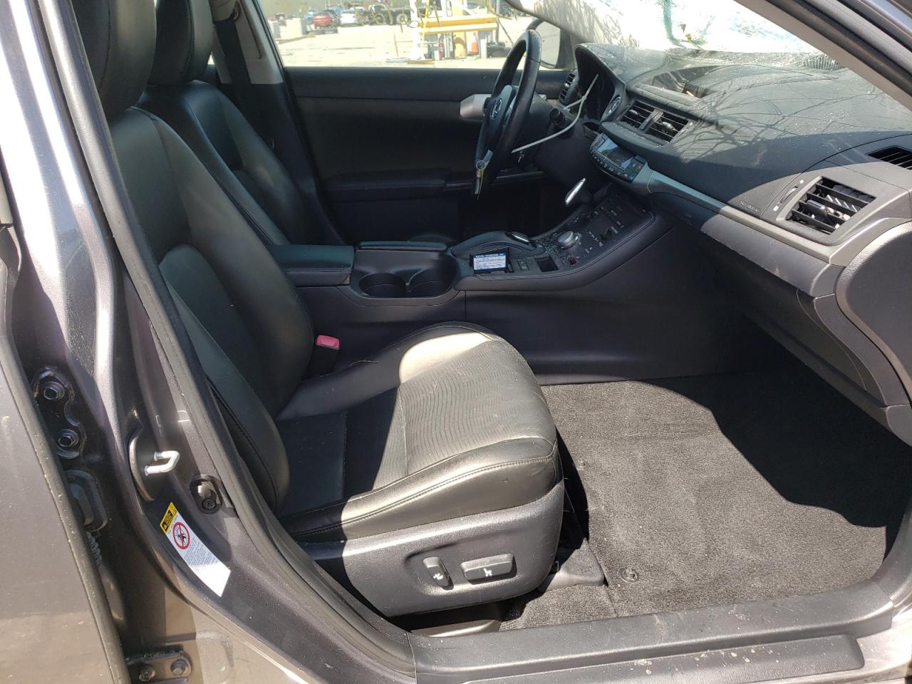Photo 5 from auction – 2013 LEXUS CT 200 with VIN JTHKD5BH4D2132670