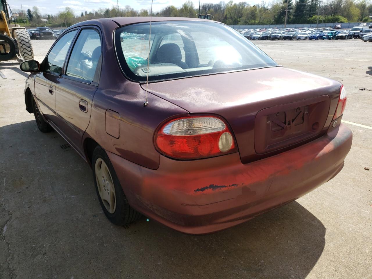 Photo 3 from auction – 2001 KIA SEPHIA BAS with VIN KNAFB121X15061681