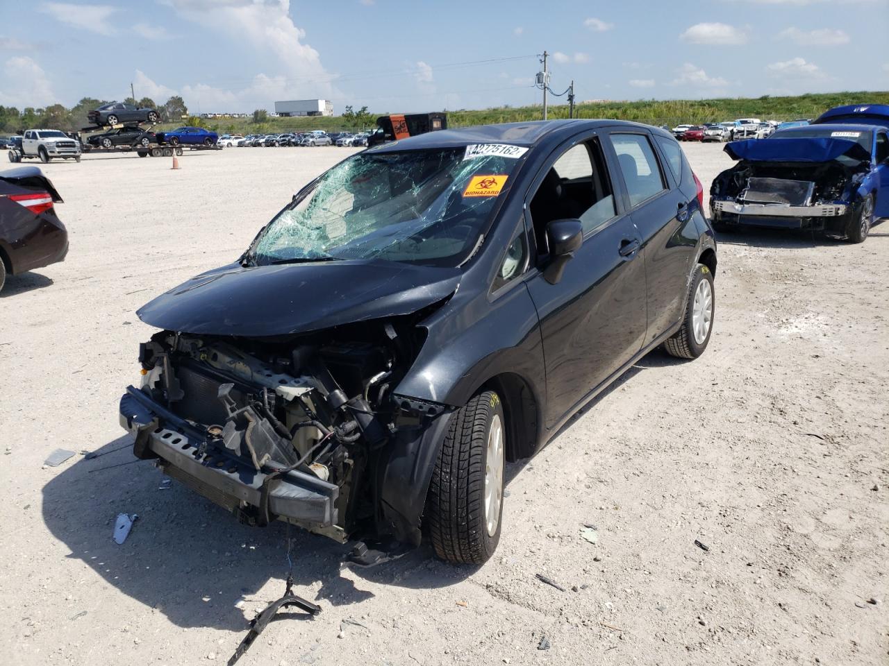 Photo 2 from auction – 2015 NISSAN VERSA NOTE with VIN 3N1CE2CP4FL400144