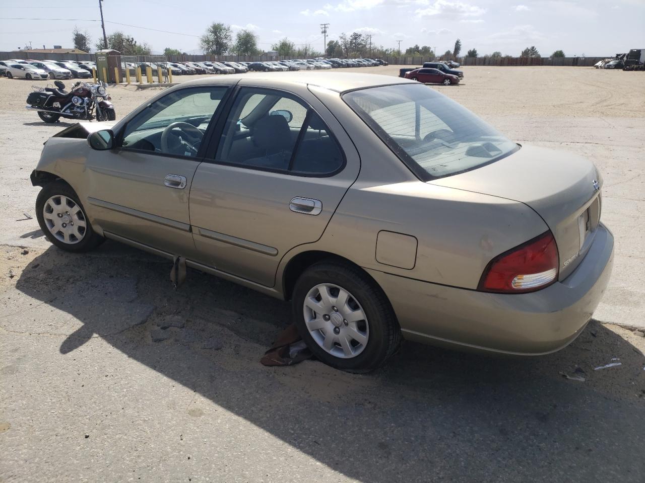 Photo 3 from auction – 2000 NISSAN SENTRA BAS with VIN 3N1CB51D8YL003235