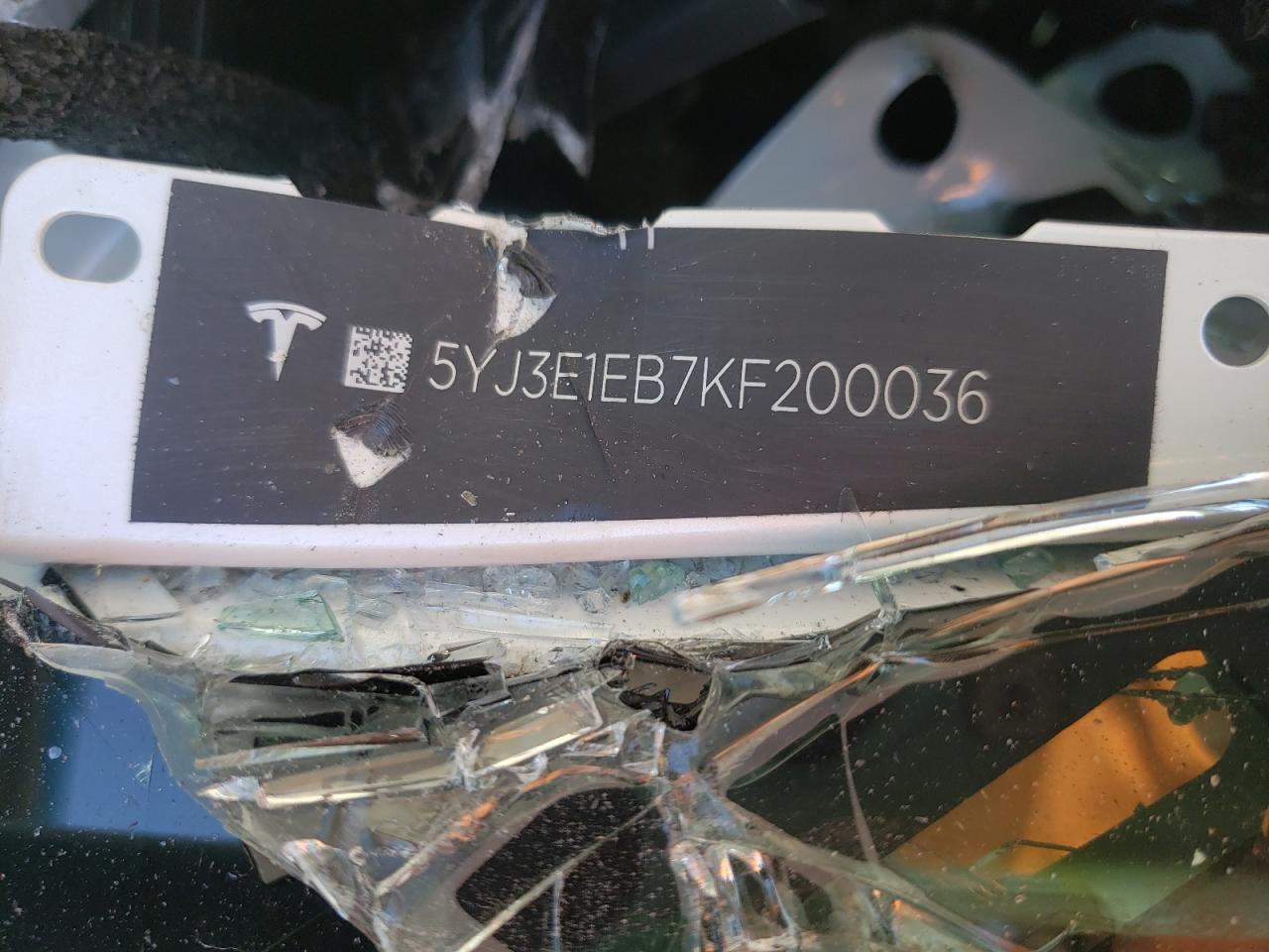 Photo 10 from auction – 2019 TESLA MODEL 3 with VIN 5YJ3E1EB7KF200036