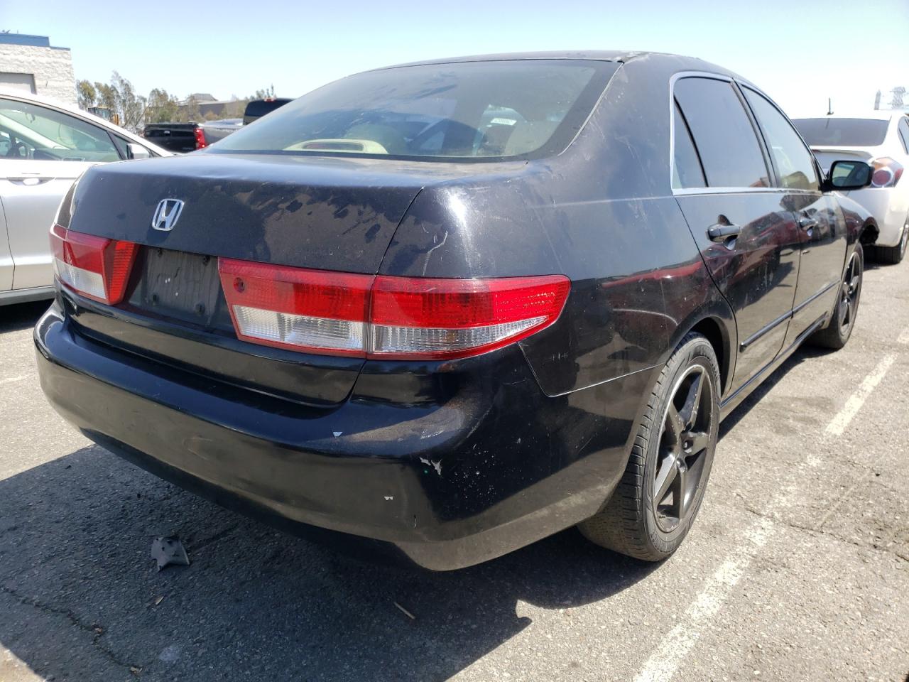 Photo 4 from auction – 2003 HONDA ACCORD EX with VIN JHMCM56633C005916