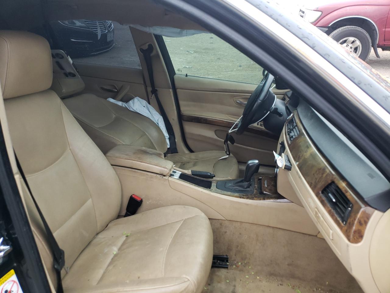 Photo 5 from auction – 2008 BMW 335 I with VIN WBAVB77588NH80869