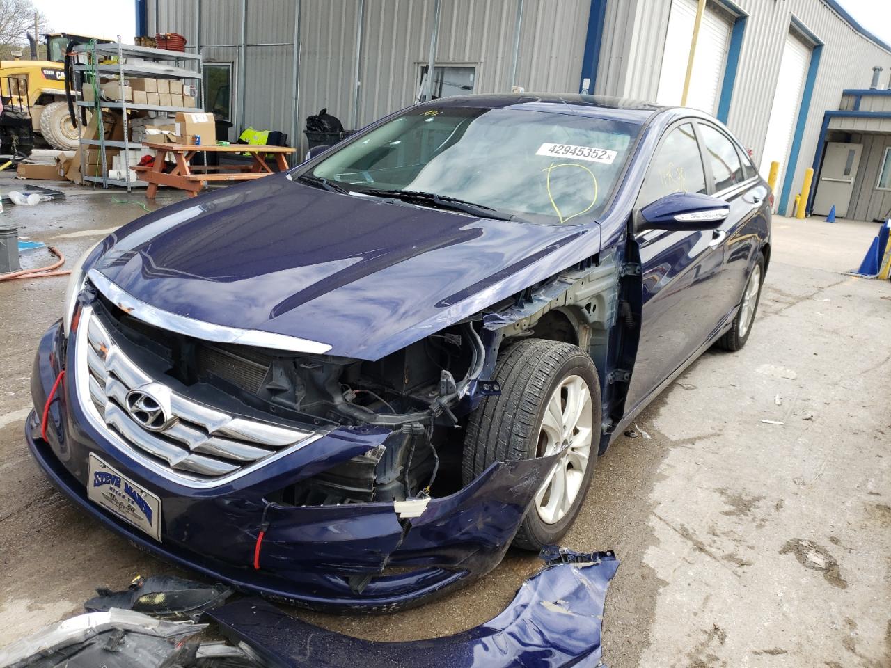 Photo 9 from auction – 2011 HYUNDAI SONATA SE with VIN 5NPEC4AC0BH020607