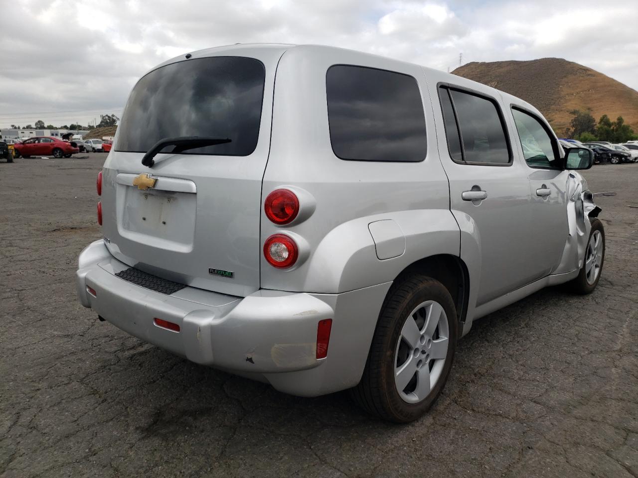 Photo 4 from auction – 2011 CHEVROLET HHR LS with VIN 3GNBAAFW9BS568967