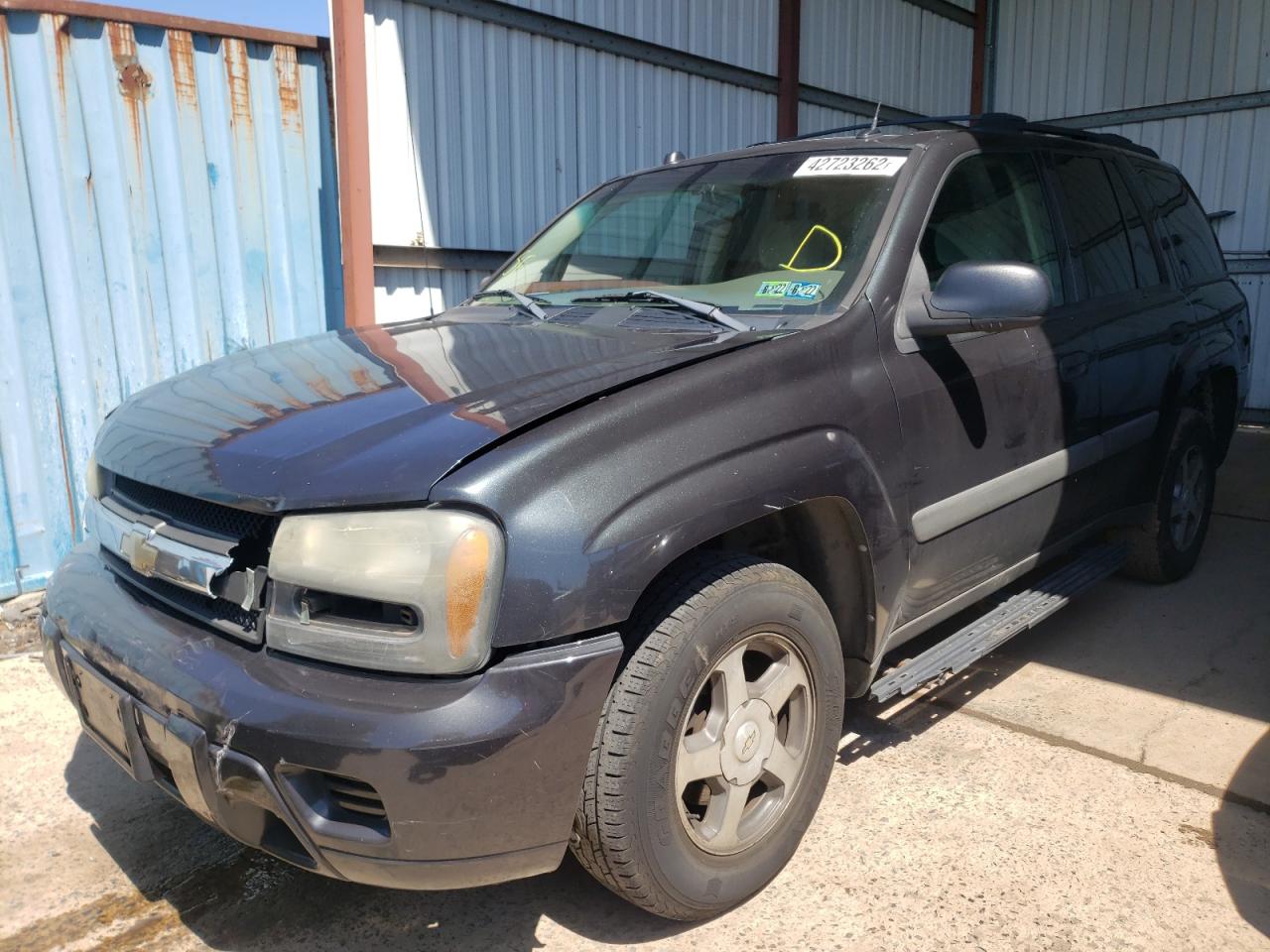 Photo 2 from auction – 2005 CHEVROLET TRAILBLAZE with VIN 1GNDT13S952321839