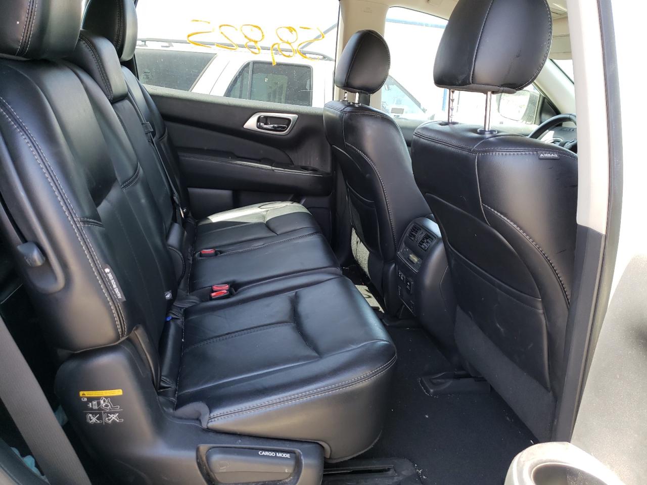 Photo 6 from auction – 2020 NISSAN PATHFINDER with VIN 5N1DR2CN2LC607994