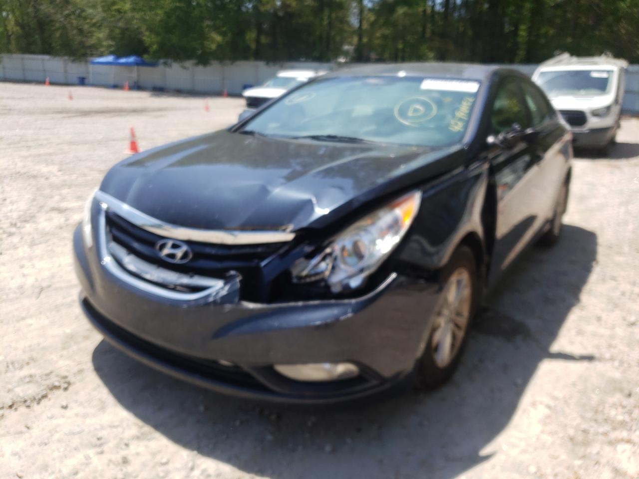 Photo 2 from auction – 2013 HYUNDAI SONATA GLS with VIN 5NPEB4AC5DH757372