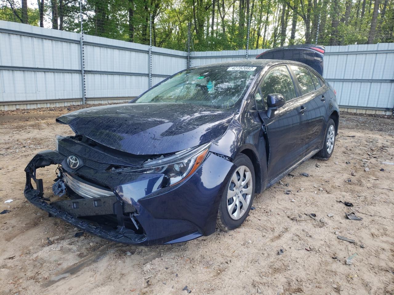 Photo 2 from auction – 2022 TOYOTA COROLLA LE with VIN JTDEPMAE8NJ191669