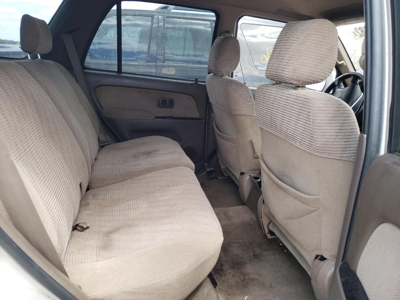 Photo 6 from auction – 1998 TOYOTA 4RUNNER SR with VIN JT3GN86R3W0087670