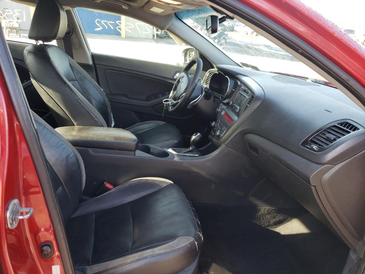 Photo 5 from auction – 2012 KIA OPTIMA SX with VIN 5XXGR4A63CG060078