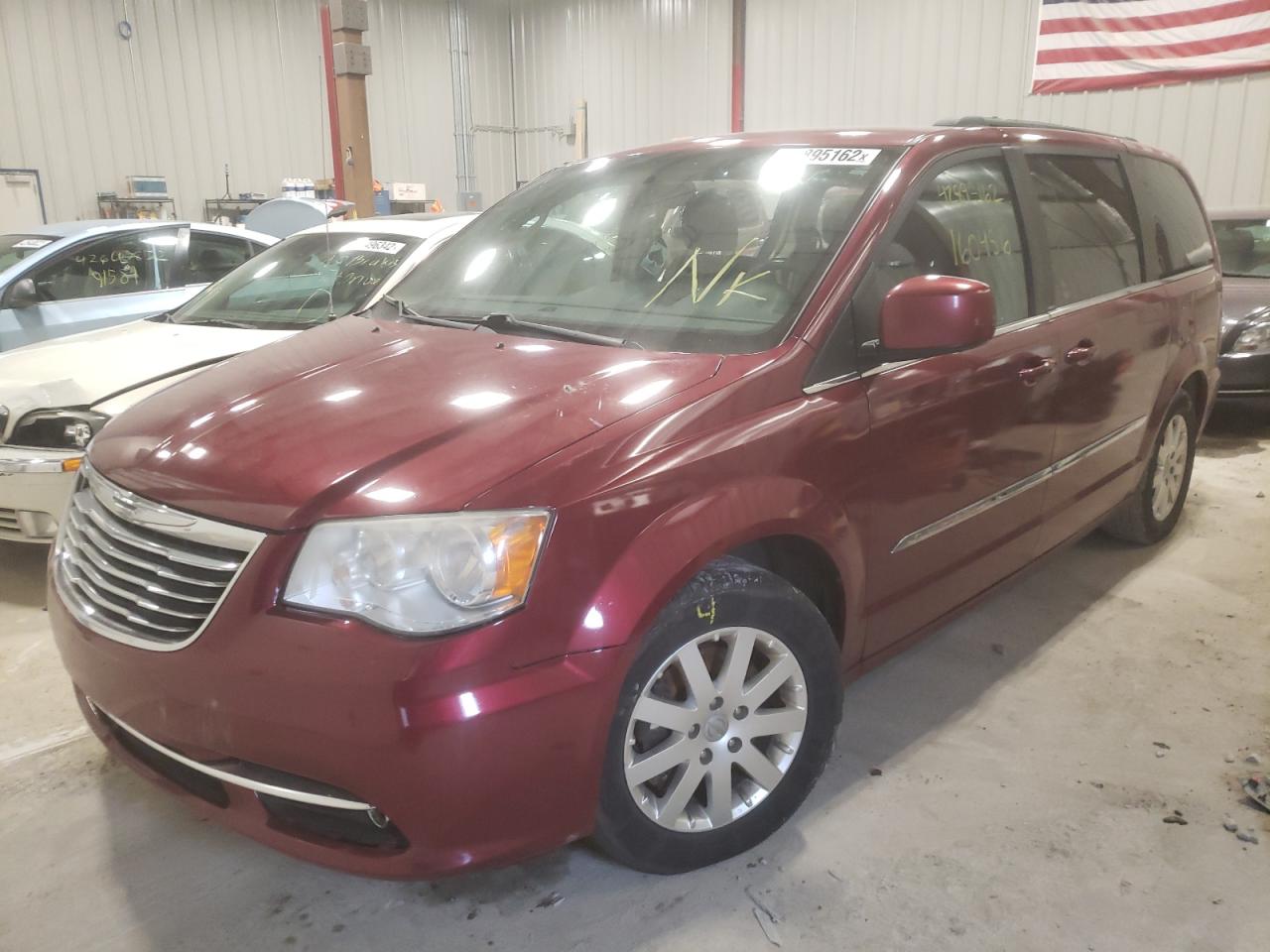 Photo 2 from auction – 2012 CHRYSLER TOWN & COU with VIN 2C4RC1BG5CR259611