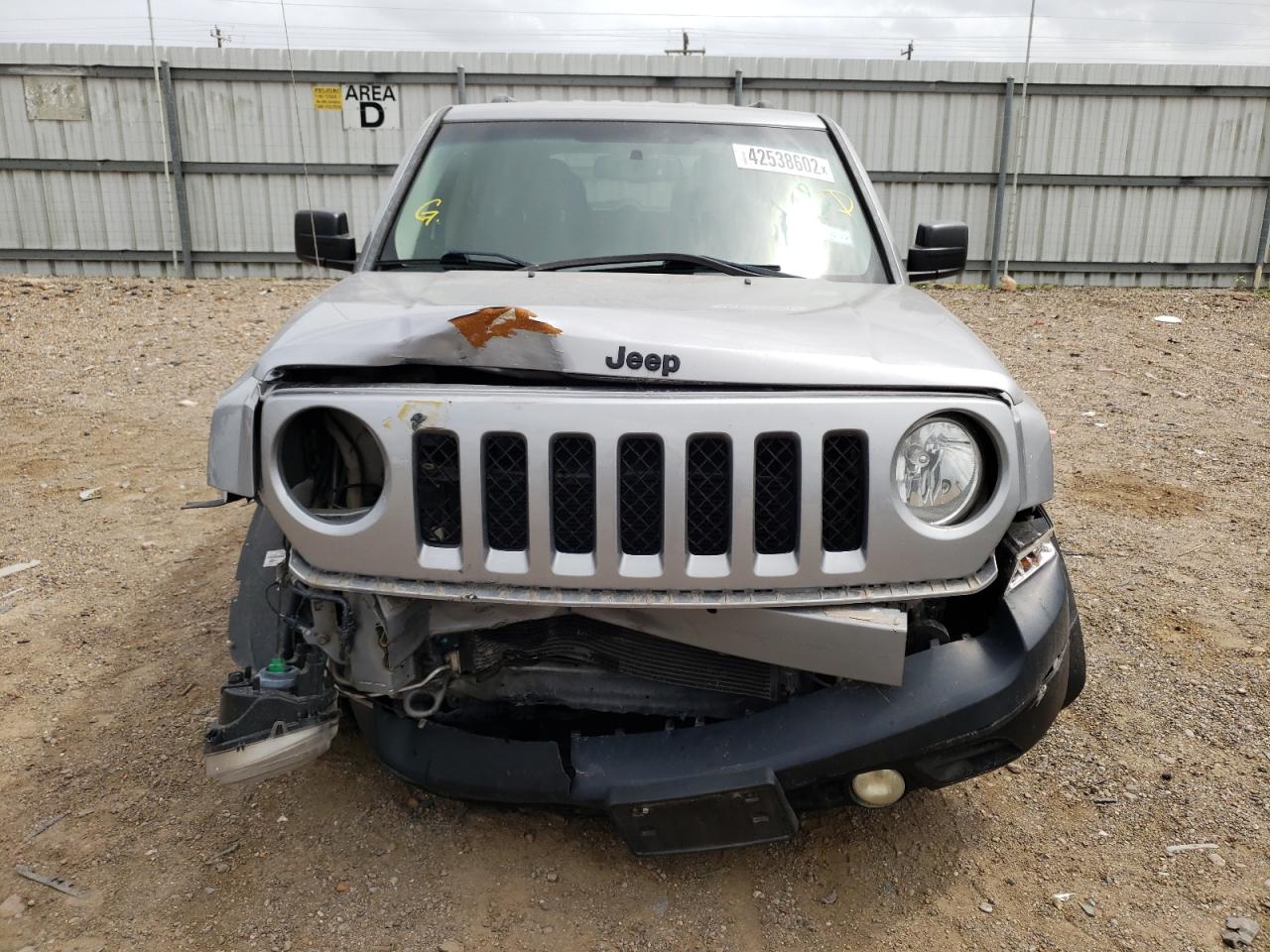 Photo 9 from auction – 2015 JEEP PATRIOT SP with VIN 1C4NJPBA6FD398513