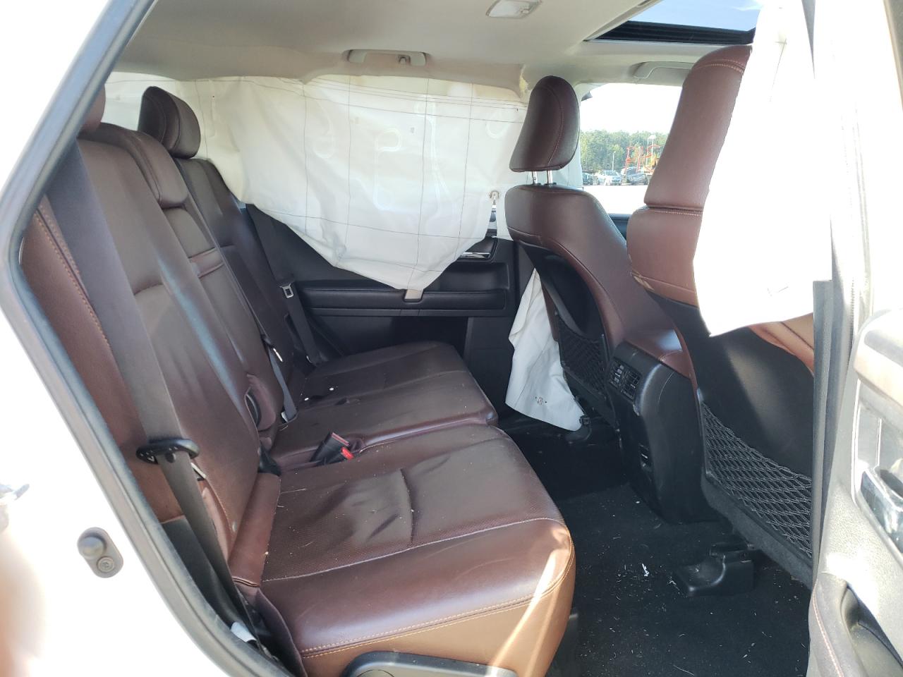 Photo 6 from auction – 2016 TOYOTA 4RUNNER SR with VIN JTEZU5JR3G5146486