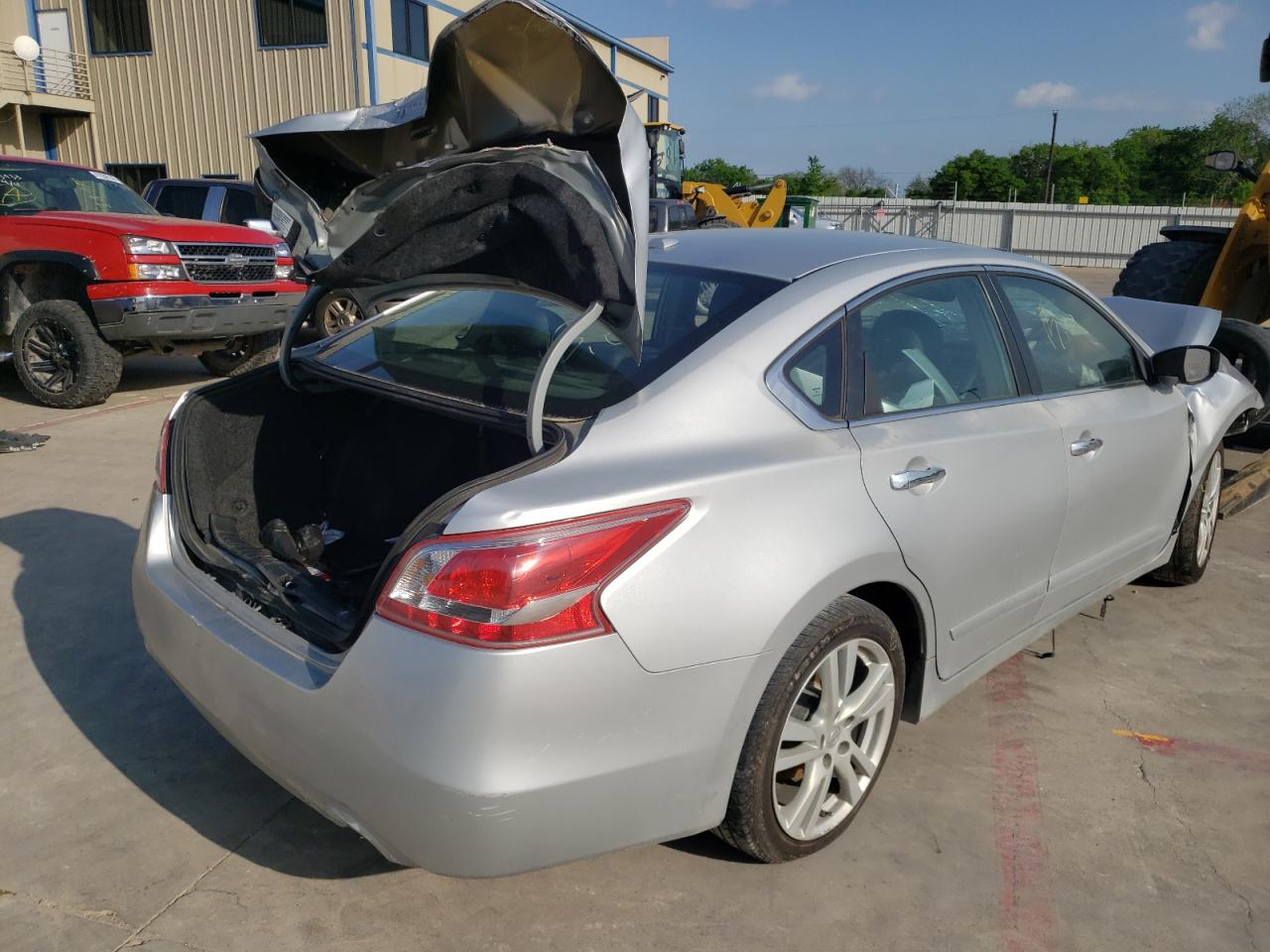 Photo 4 from auction – 2013 NISSAN ALTIMA 3.5 with VIN 1N4BL3AP9DN431397