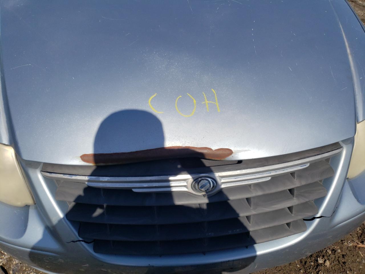 Photo 7 from auction – 2005 CHRYSLER TOWN & COU with VIN 2C4GP54L75R357250