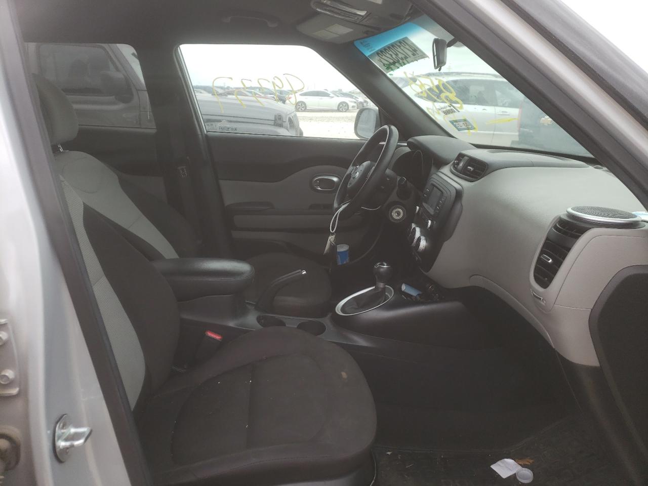 Photo 5 from auction – 2016 KIA SOUL with VIN KNDJN2A27G7858455
