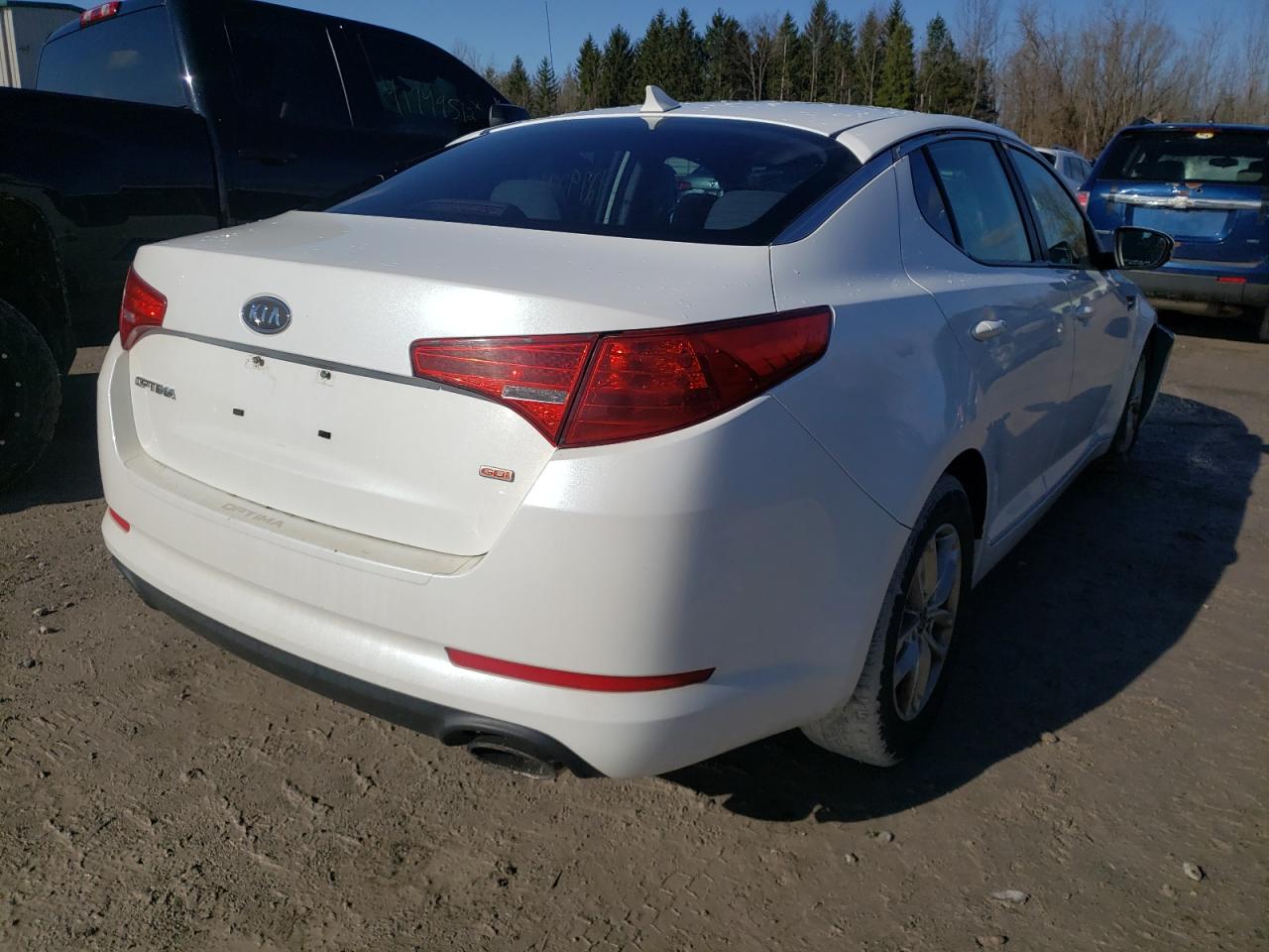 Photo 4 from auction – 2011 KIA OPTIMA LX with VIN KNAGM4A79B5120212