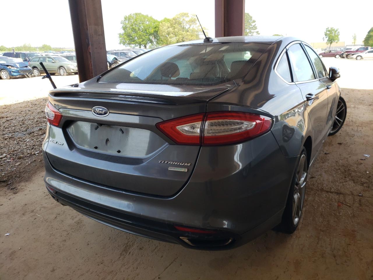 Photo 4 from auction – 2016 FORD FUSION TIT with VIN 3FA6P0K99GR255456