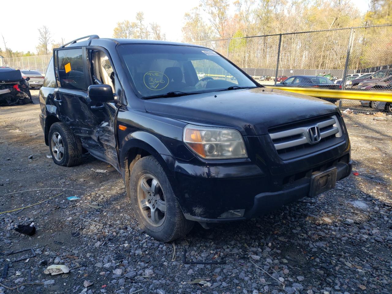HONDA PILOT EX 2006 with VIN 5FNYF18446B008224 - Photo from auction