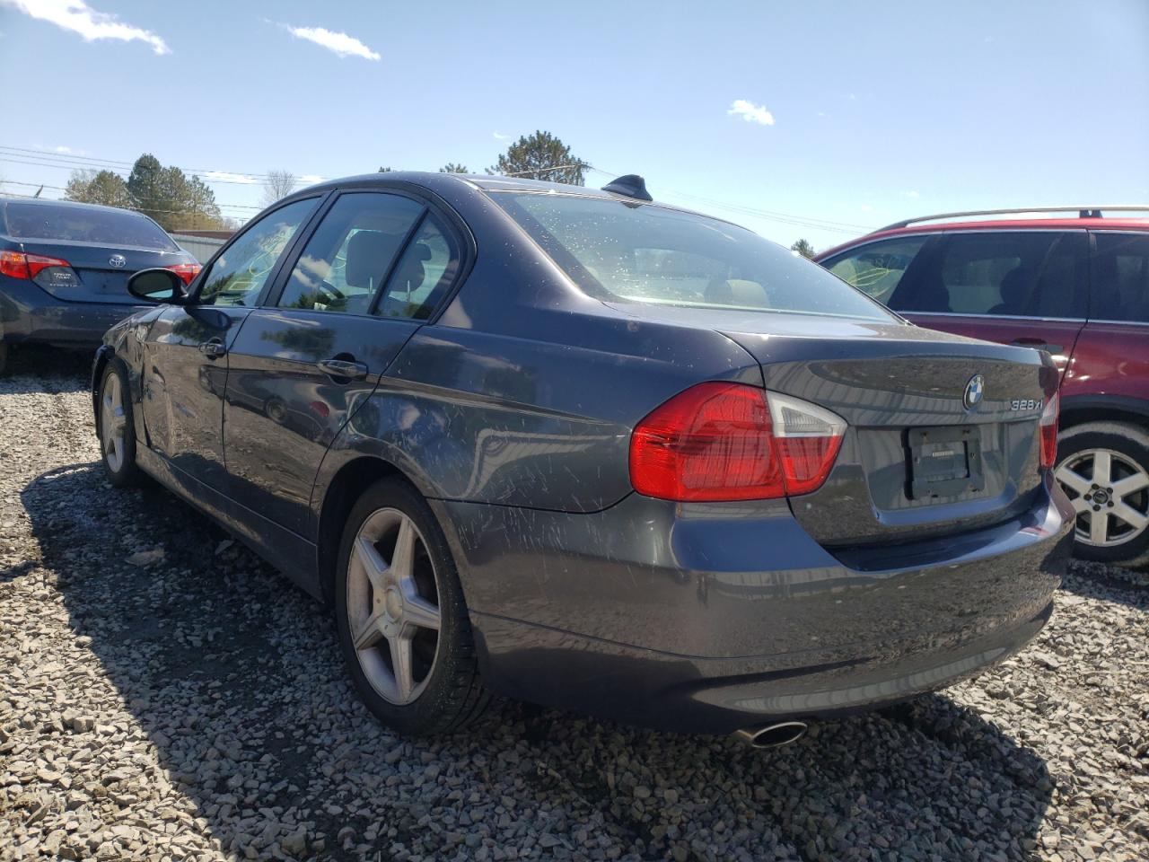 Photo 3 from auction – 2007 BMW 328 XI with VIN WBAVC93547KZ70468