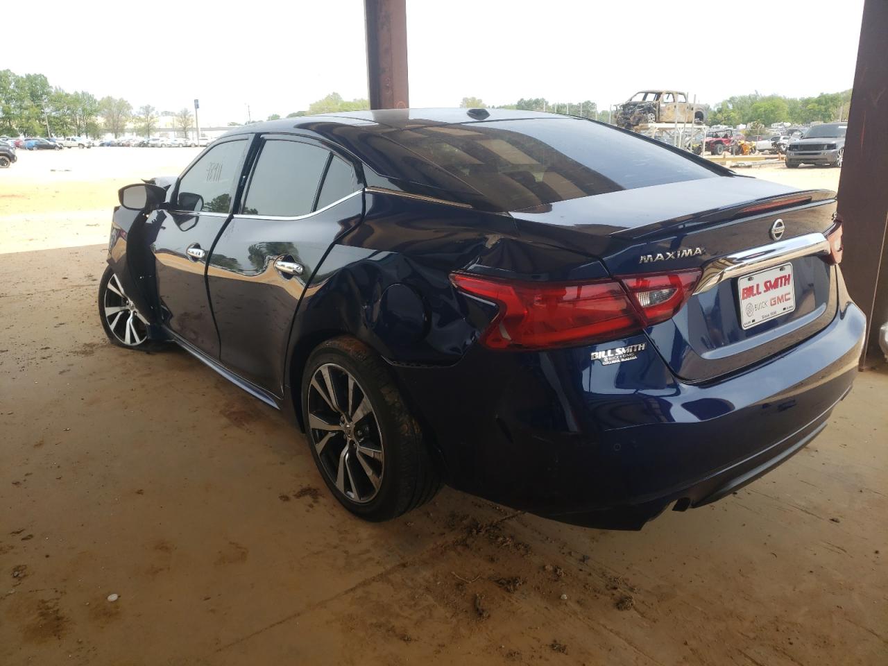 Photo 3 from auction – 2017 NISSAN MAXIMA with VIN 1N4AA6AP6HC392479