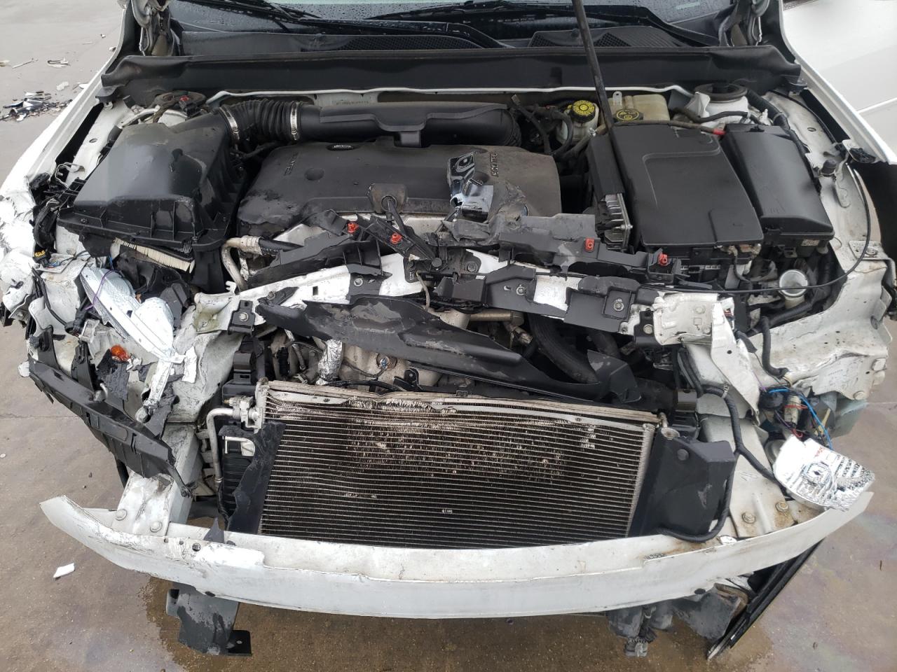 Photo 7 from auction – 2015 CHEVROLET MALIBU LS with VIN 1G11B5SL3FU123871
