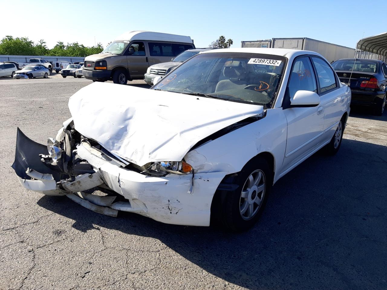 Photo 2 from auction – 2003 KIA SPECTRA BA with VIN KNAFB121X35294432