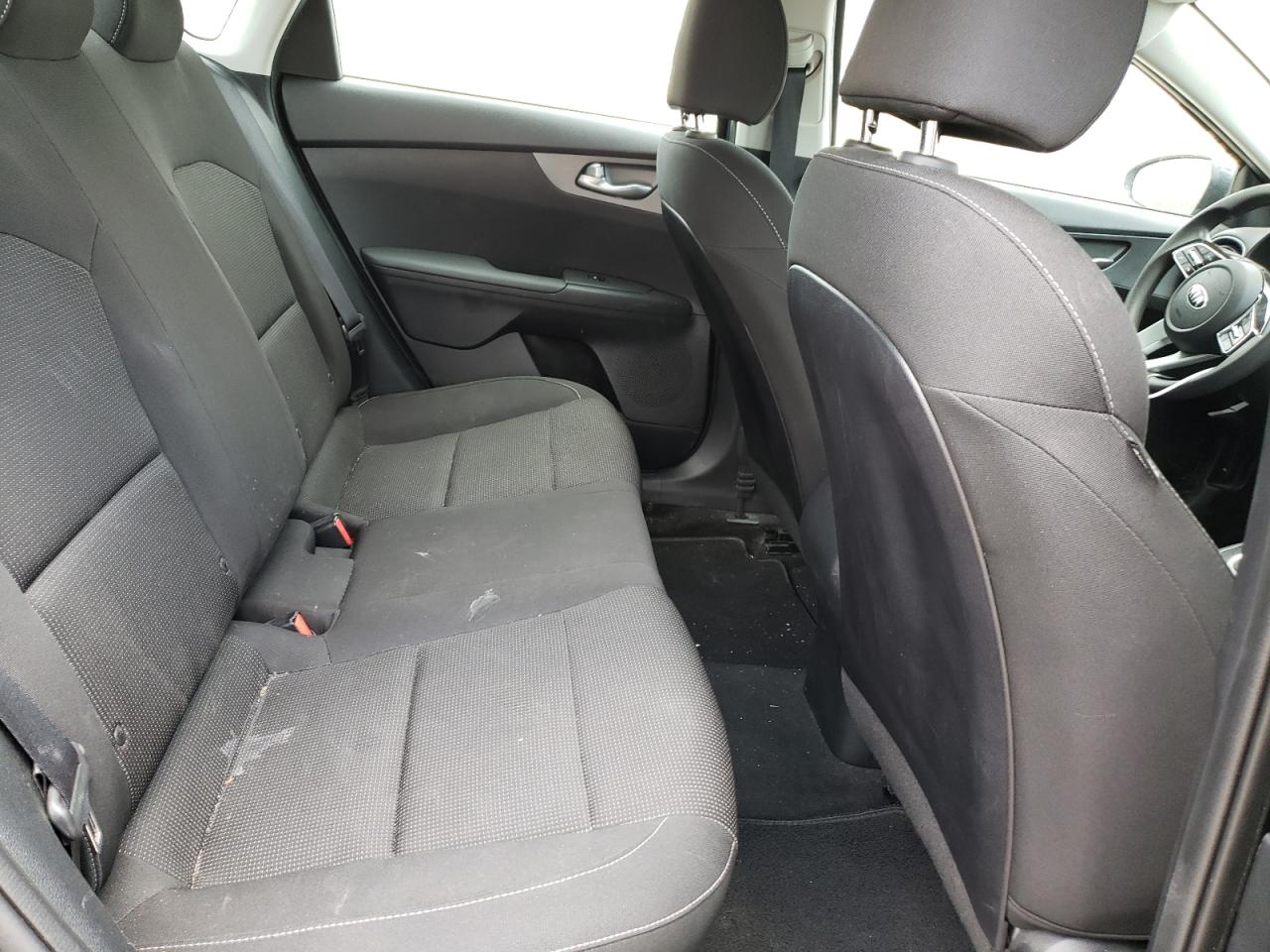 Photo 6 from auction – 2020 KIA FORTE FE with VIN 3KPF24AD3LE160141