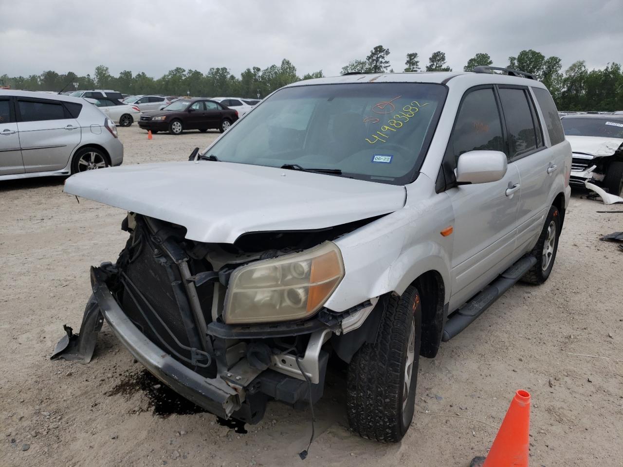 Photo 2 from auction – 2007 HONDA PILOT EXL with VIN 5FNYF28597B016447