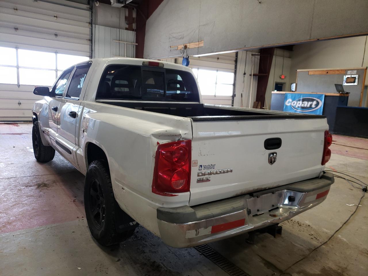 Photo 3 from auction – 2005 DODGE DAKOTA QUA with VIN 1D7HE48K85S165118