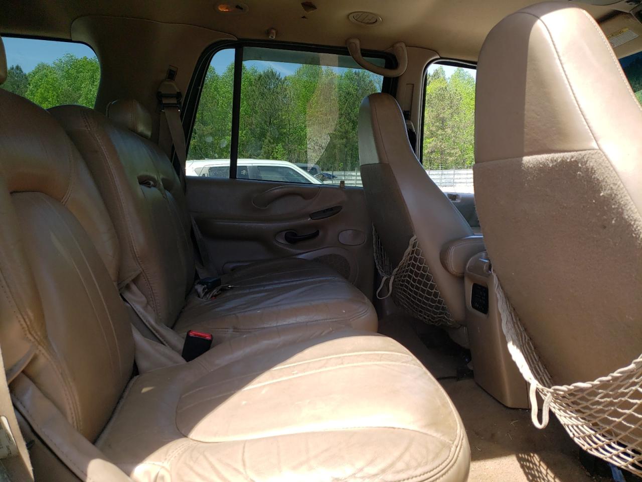 Photo 6 from auction – 1998 FORD EXPEDITION with VIN 1FMRU17L0WLB46936