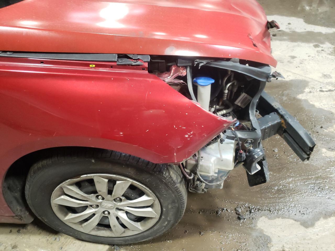 Photo 9 from auction – 2011 HYUNDAI SONATA GLS with VIN 5NPEB4AC7BH211802