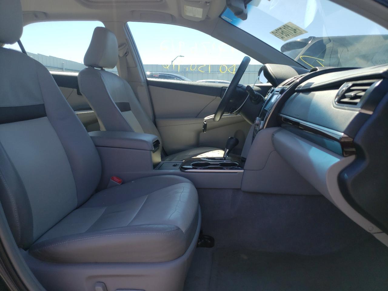 Zdjęcie 5 z aukcji – 2012 TOYOTA CAMRY BASE z VIN 4T4BF1FK1CR215780