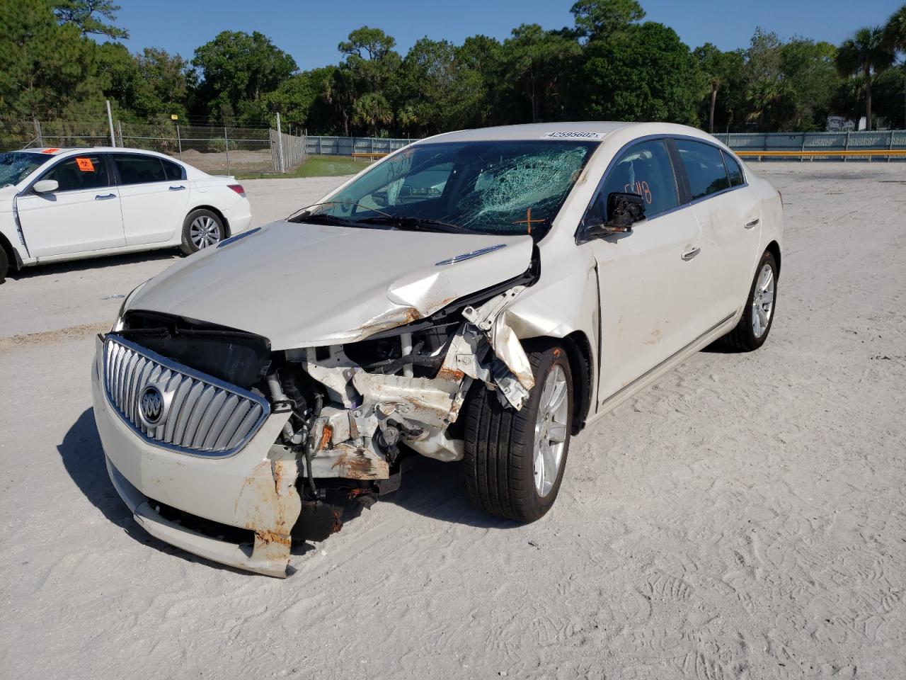 Photo 9 from auction – 2011 BUICK LACROSSE C with VIN 1G4GC5EC9BF288649