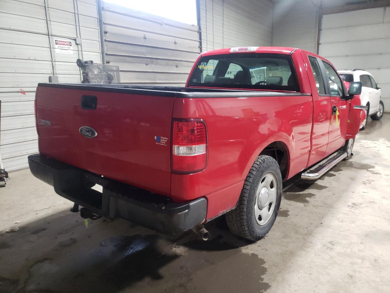 Photo 4 from auction – 2007 FORD F150 with VIN 1FTRX12W87KC27946