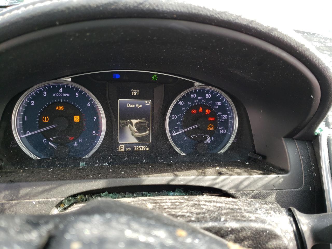 Photo 8 from auction – 2017 TOYOTA CAMRY LE with VIN 4T1BF1FK8HU280420