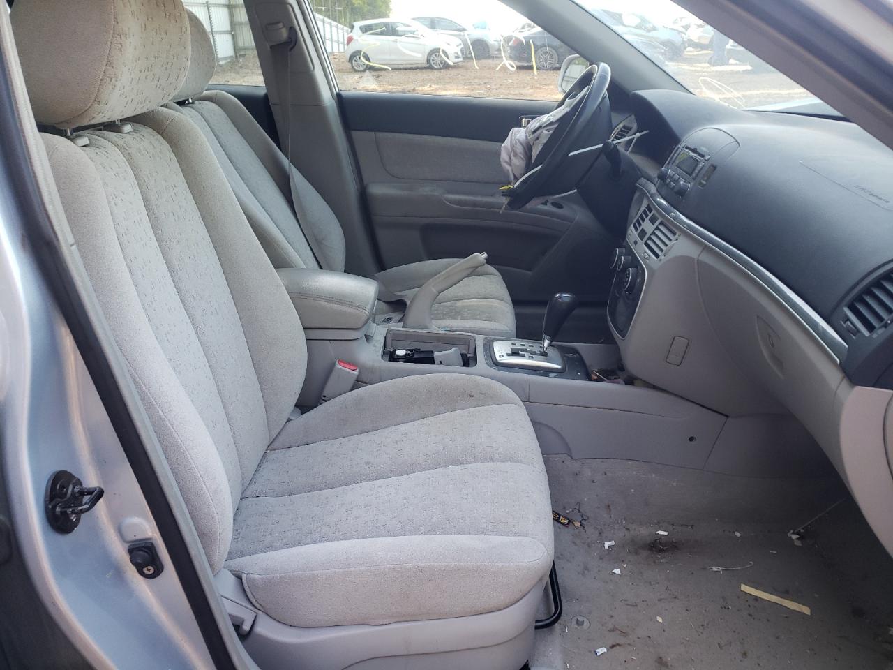 Photo 5 from auction – 2006 HYUNDAI SONATA with VIN 5NPEU46FX6H154241