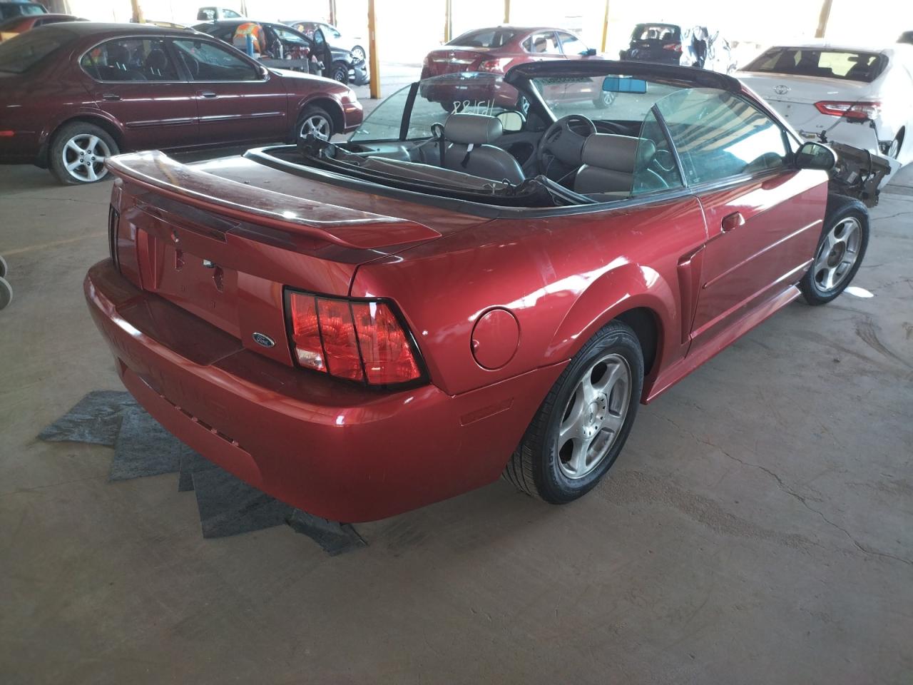 Photo 4 from auction – 2004 FORD MUSTANG with VIN 1FAFP44424F117680