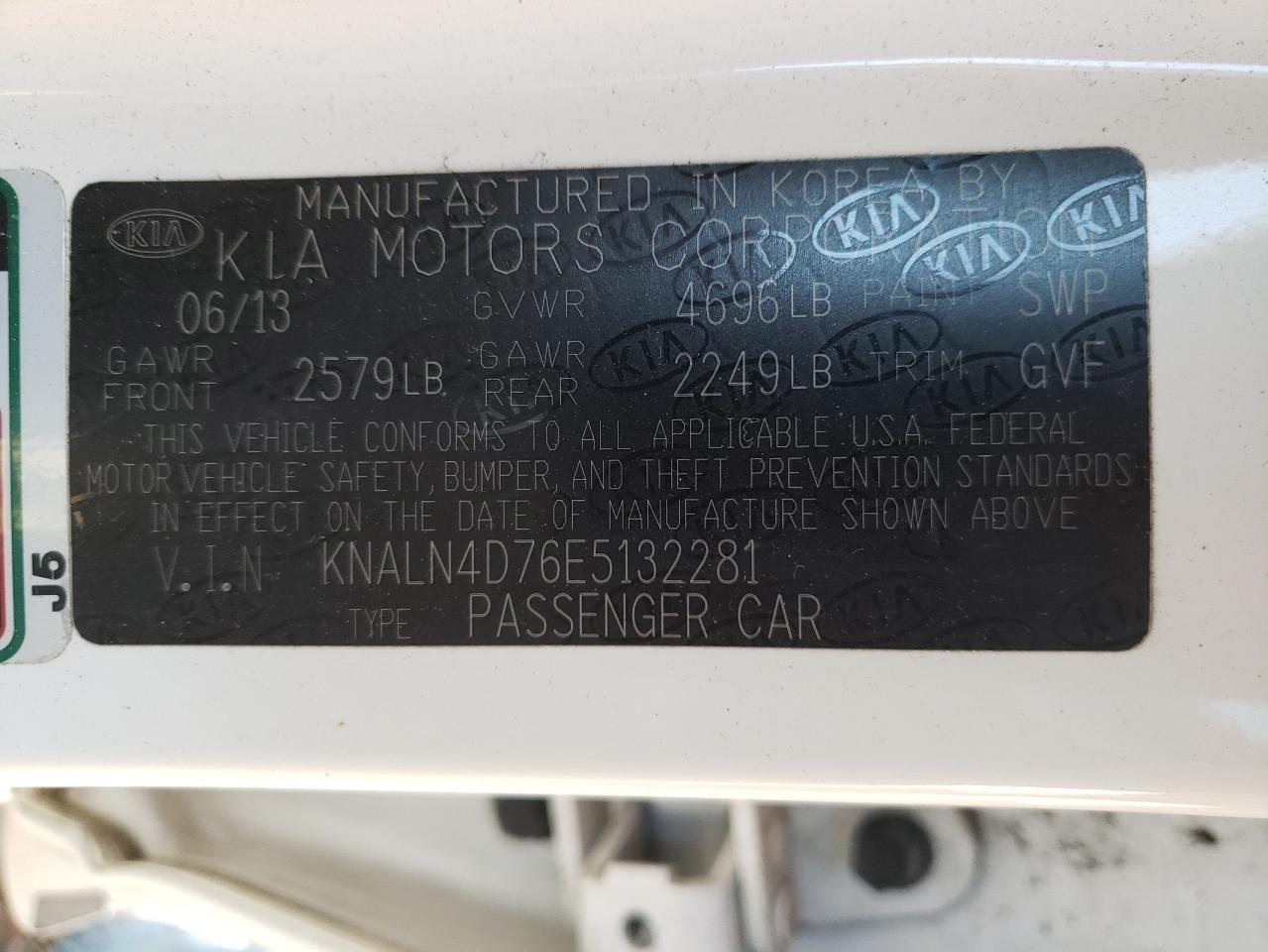 Photo 10 from auction – 2014 KIA CADENZA PR with VIN KNALN4D76E5132281