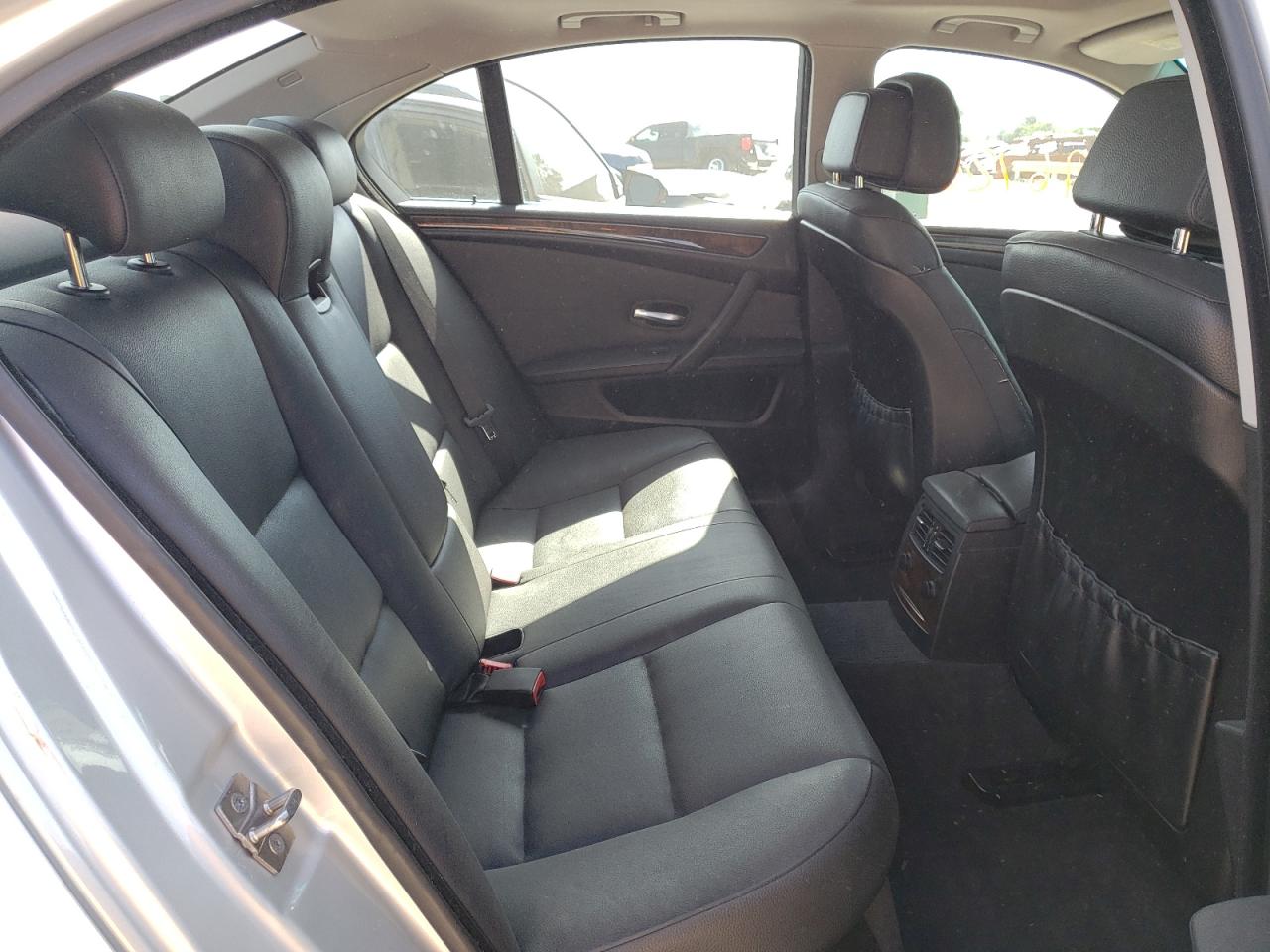 Photo 6 from auction – 2010 BMW 528 I with VIN WBANU5C52AC127652