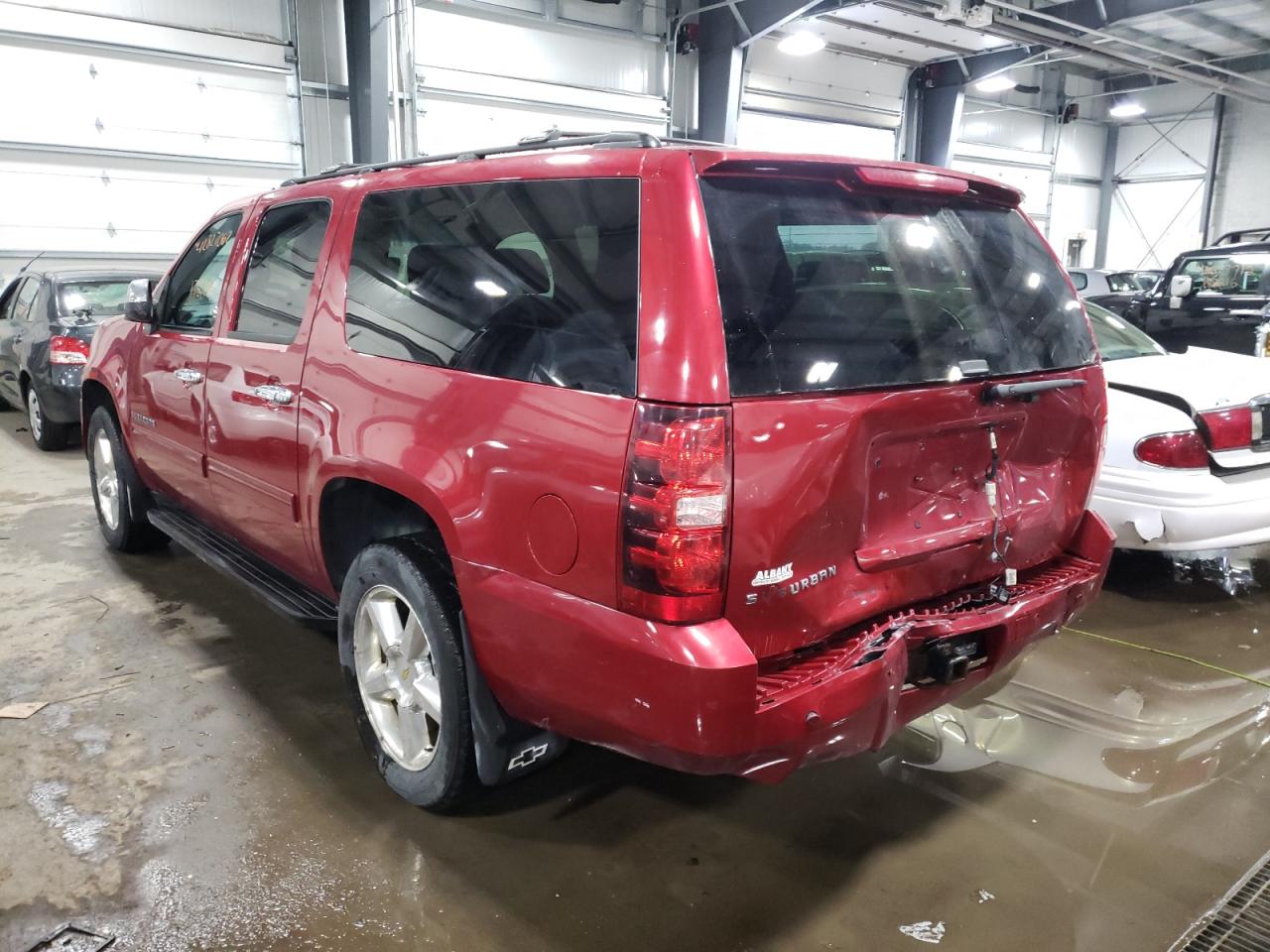 Photo 3 from auction – 2013 CHEVROLET SUBURBAN K with VIN 1GNSKHE77DR132835
