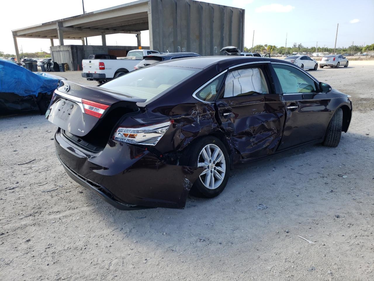 Photo 4 from auction – 2014 TOYOTA AVALON BAS with VIN 4T1BK1EB2EU122096