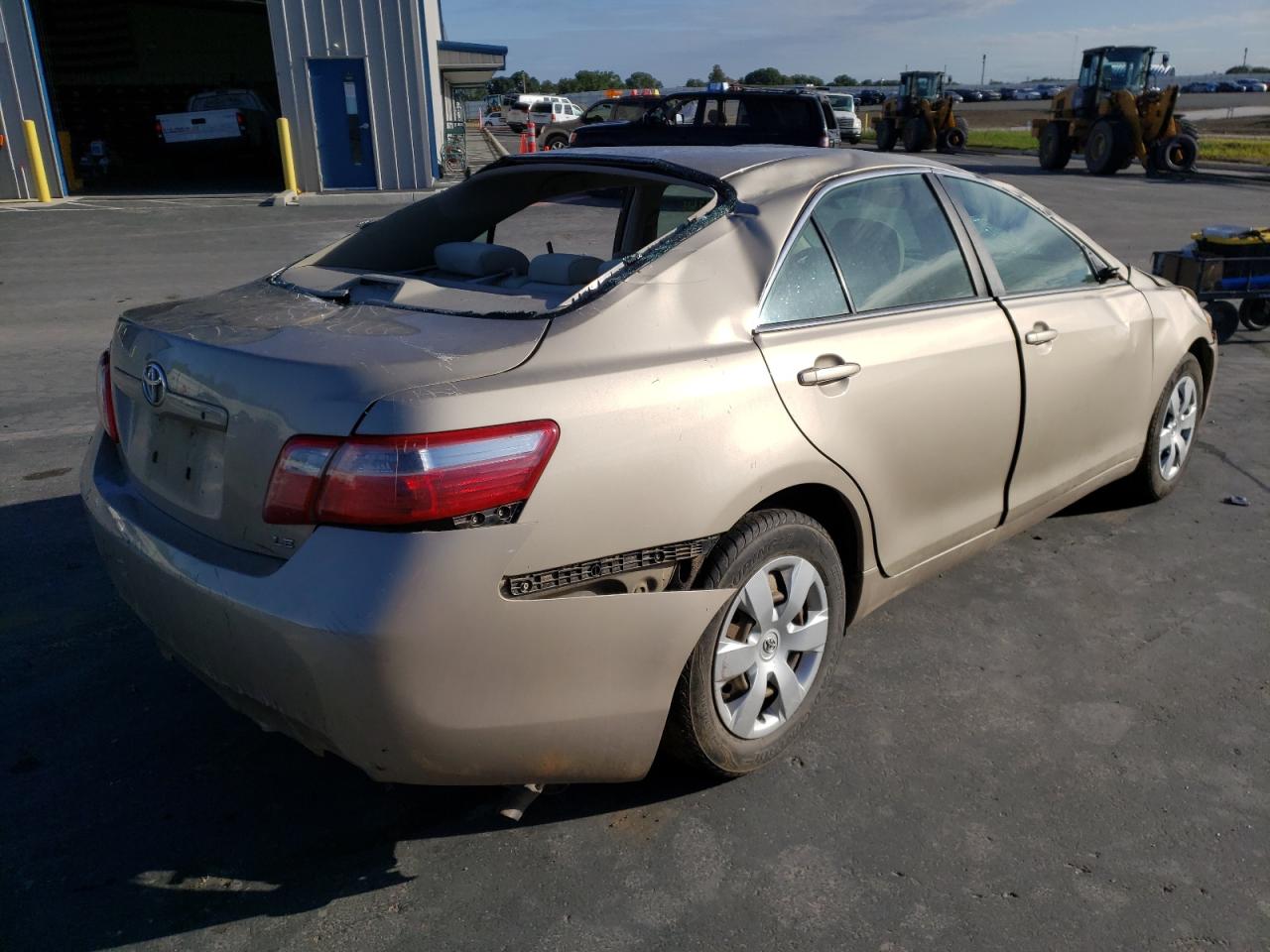 Photo 4 from auction – 2007 TOYOTA CAMRY CE with VIN 4T1BE46K17U030326