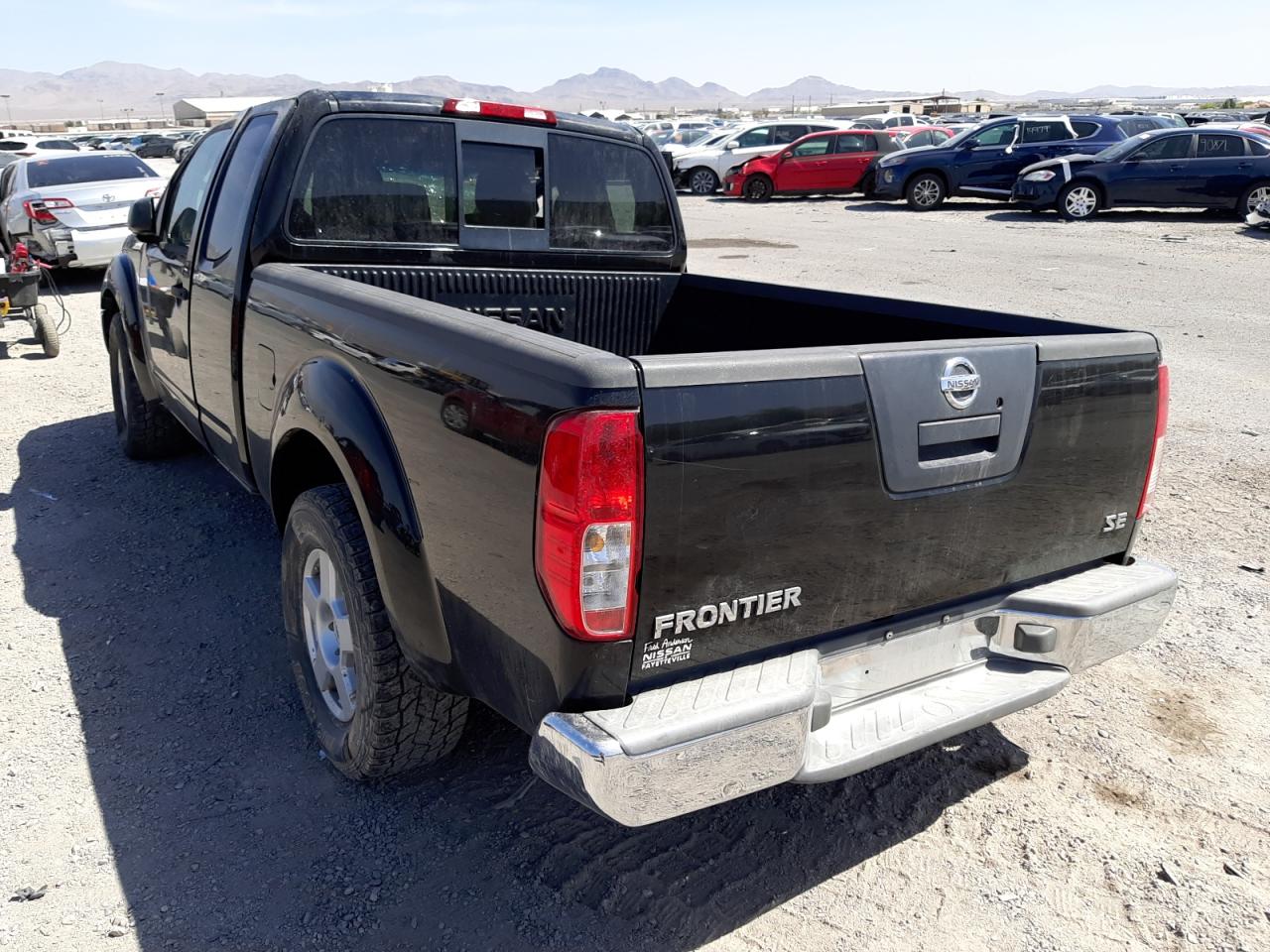 Photo 3 from auction – 2006 NISSAN FRONTIER K with VIN 1N6AD06U06C440873