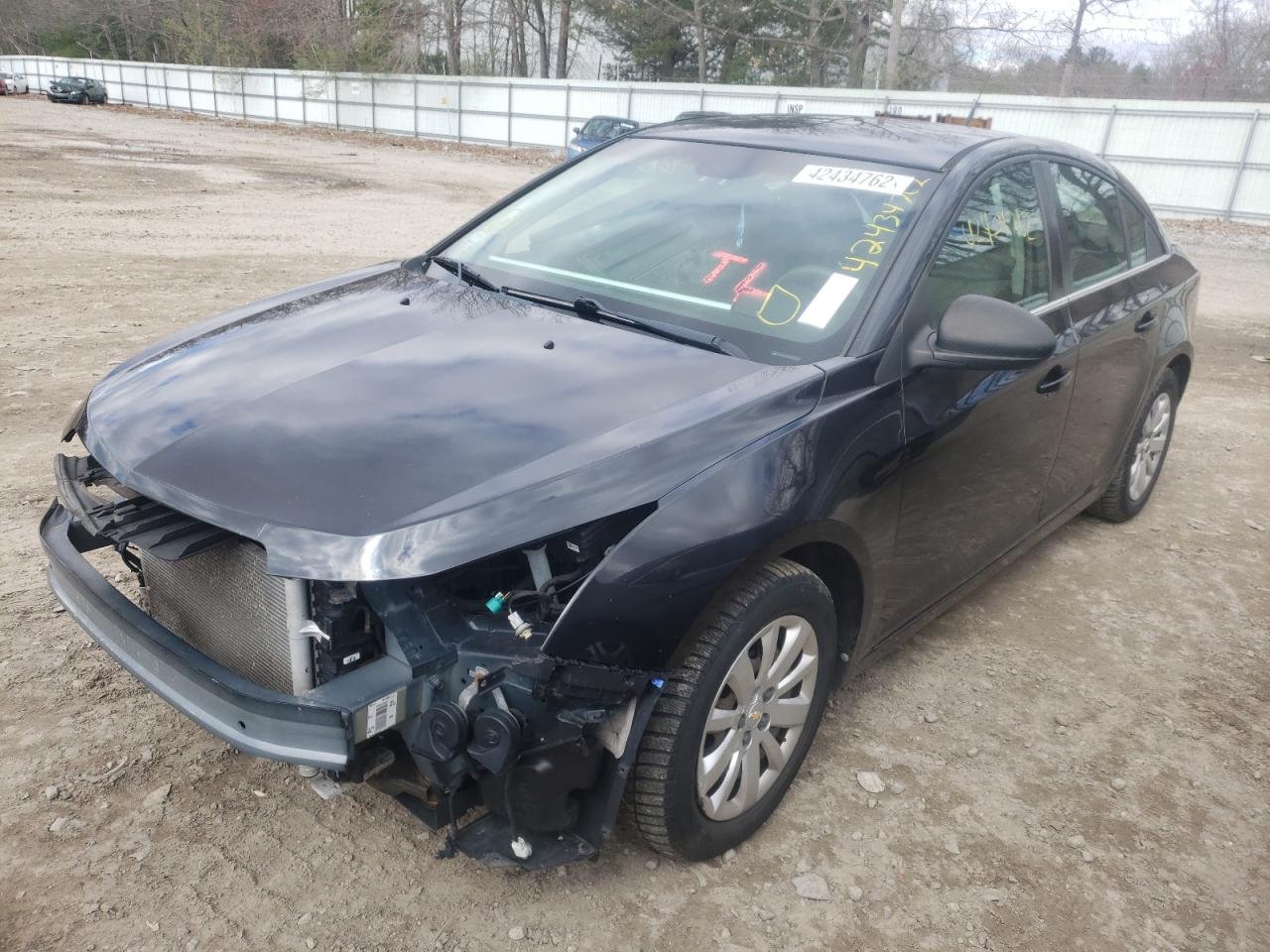 Photo 2 from auction – 2011 CHEVROLET CRUZE LS with VIN 1G1PC5SH8B7272238