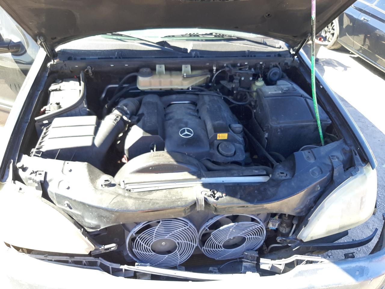 Photo 7 from auction – 2001 MERCEDES-BENZ ML 320 with VIN 4JGAB54E71A281173