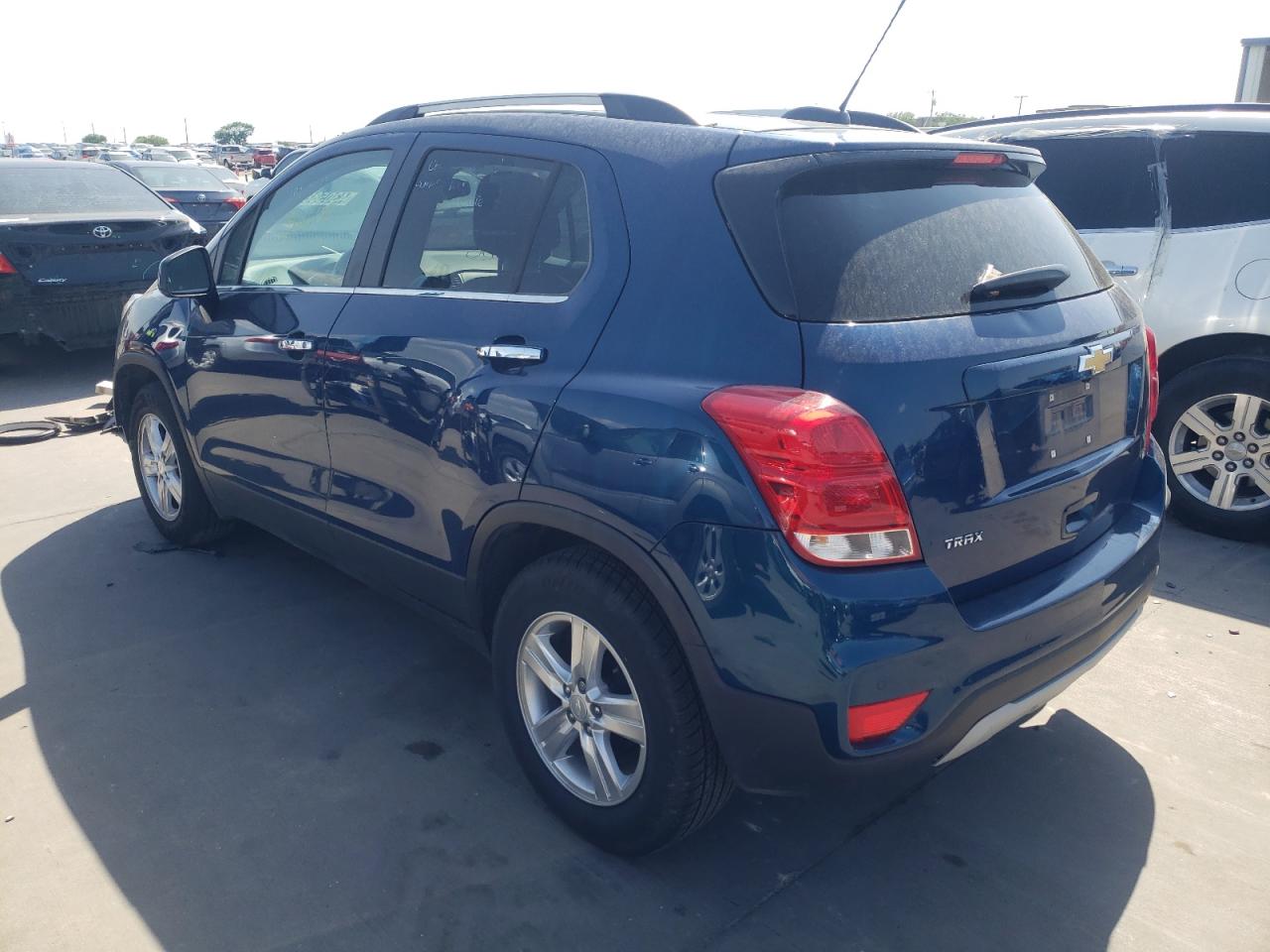 Photo 3 from auction – 2019 CHEVROLET TRAX 1LT with VIN 3GNCJLSB5KL292302