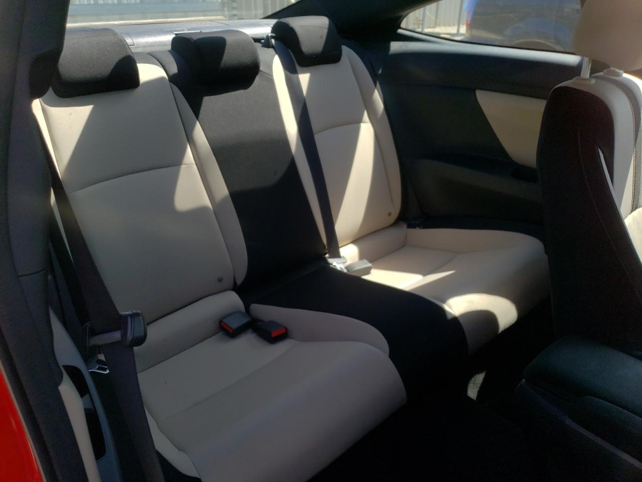 Photo 6 from auction – 2017 HONDA CIVIC EX with VIN 2HGFC3B30HH362400